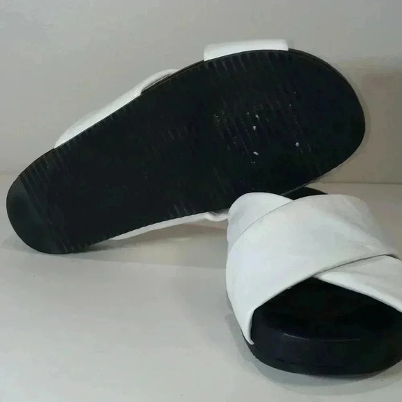 Caslon vivi slide - Picture 7 of 7